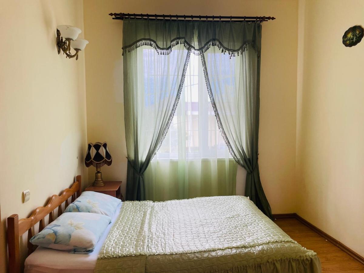 Hotel Askar Alakhadzi Екстер'єр фото
