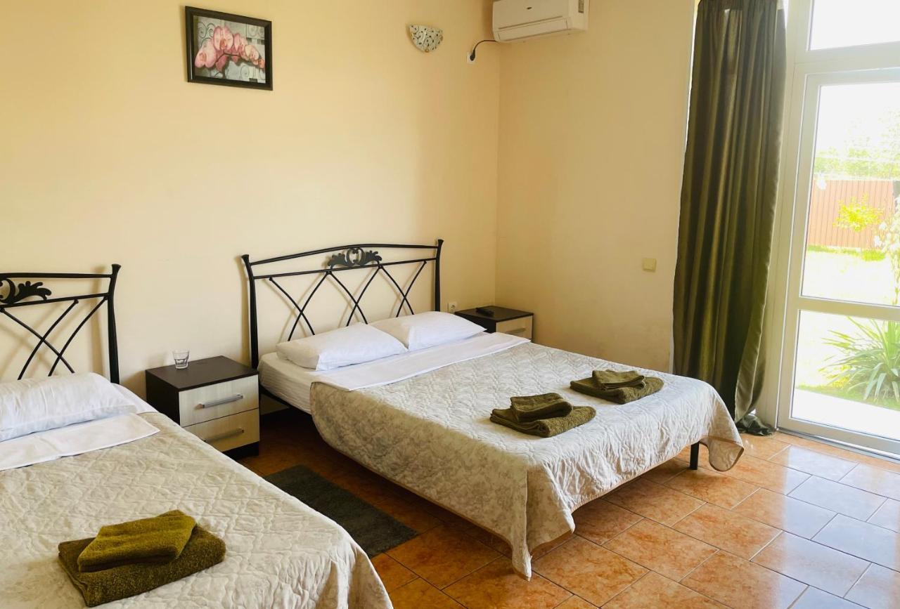 Hotel Askar Alakhadzi Екстер'єр фото