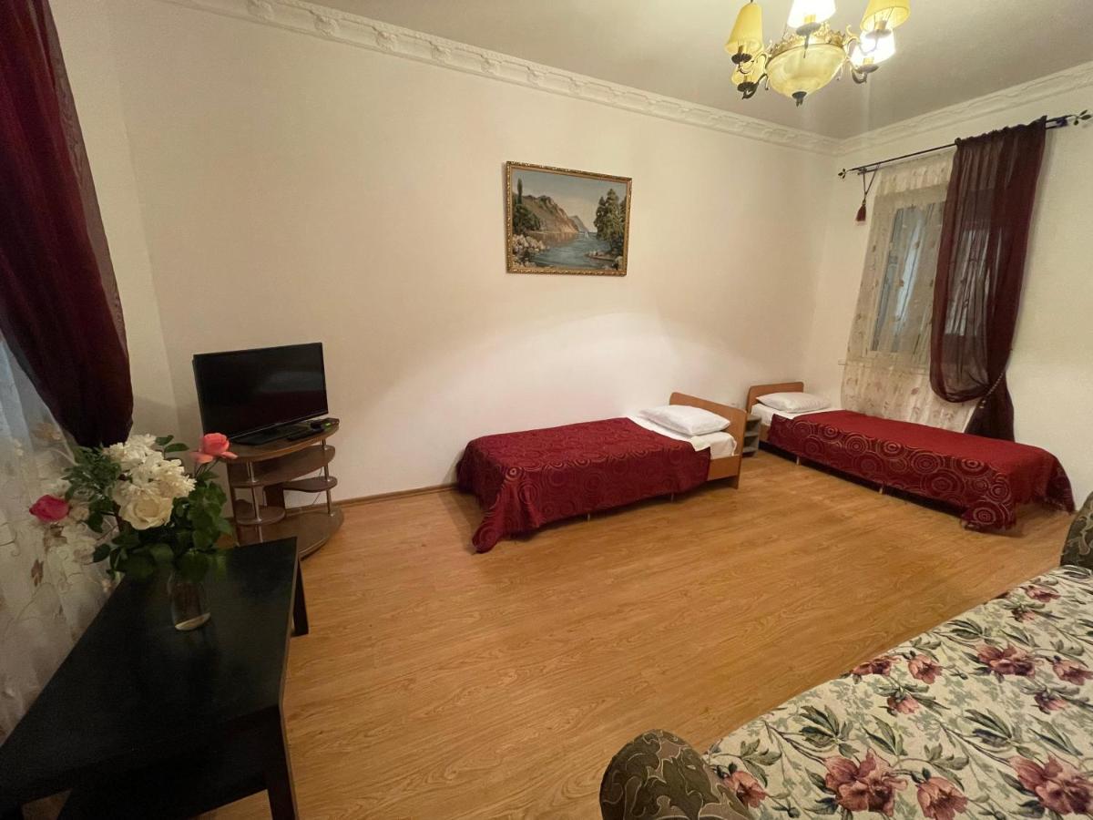 Hotel Askar Alakhadzi Екстер'єр фото