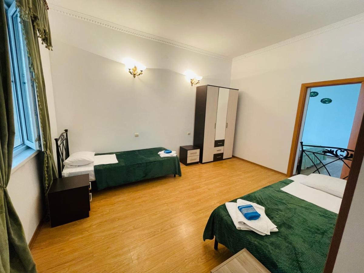 Hotel Askar Alakhadzi Екстер'єр фото