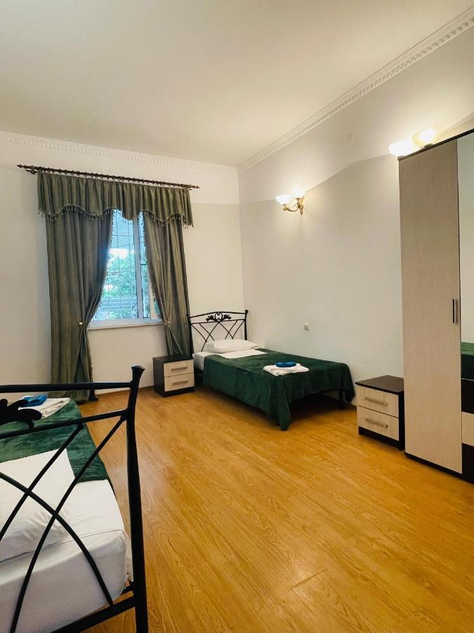 Hotel Askar Alakhadzi Екстер'єр фото