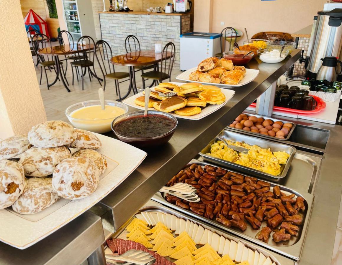 Hotel Askar Alakhadzi Екстер'єр фото