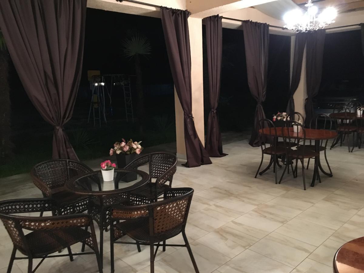 Hotel Askar Alakhadzi Екстер'єр фото