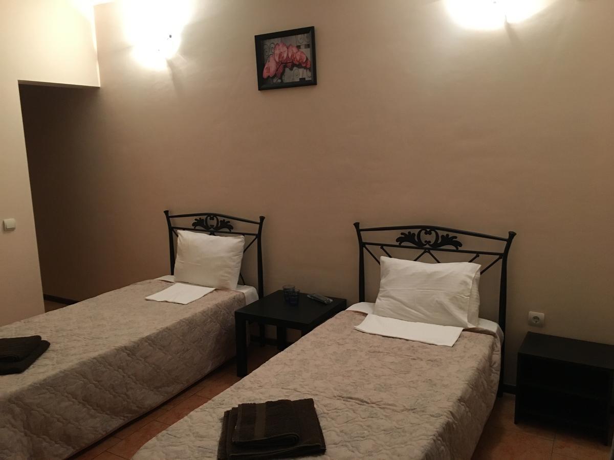 Hotel Askar Alakhadzi Екстер'єр фото