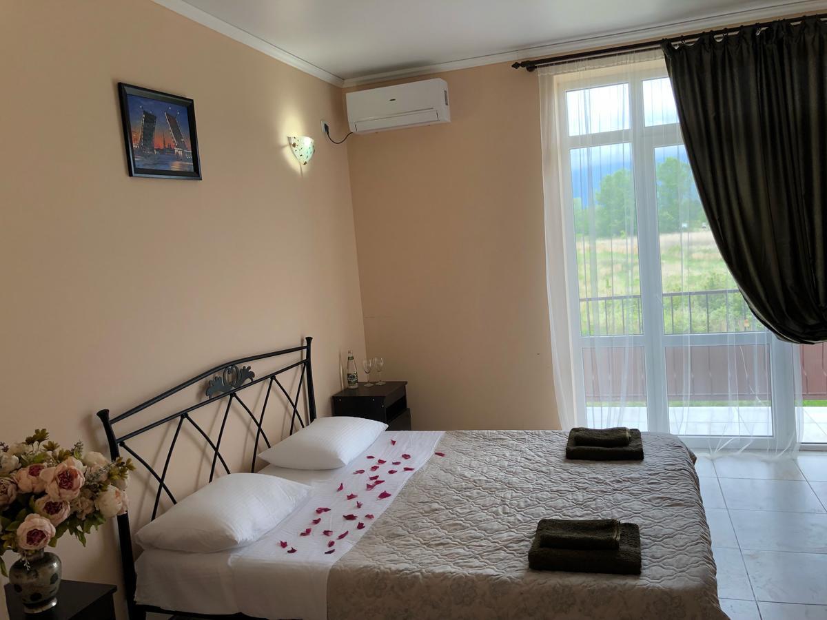 Hotel Askar Alakhadzi Екстер'єр фото